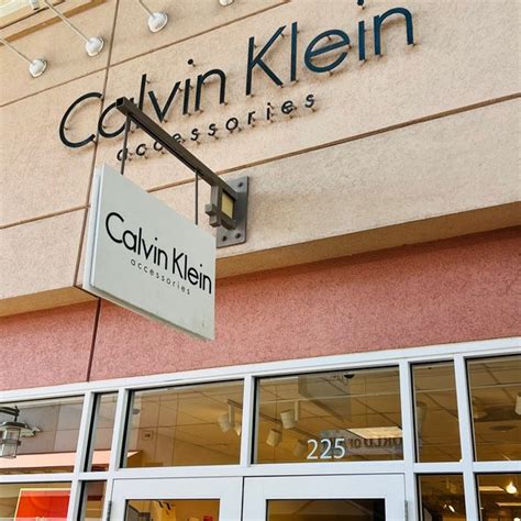 calvin klein outlet aurora il.